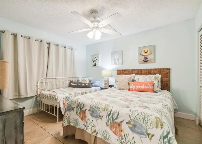 Panoramic Views Oceanfront & Bonus Bunkhouse Apartamento
